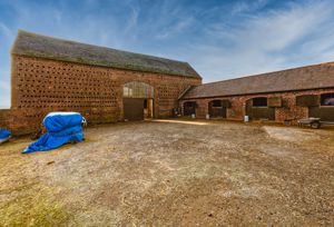 BARN 3 & STABLE YARD & STABLES- click for photo gallery